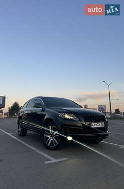 Внедорожник / Кроссовер Audi Q7 2012 в 