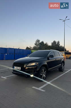 Внедорожник / Кроссовер Audi Q7 2012 в 