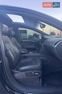 Внедорожник / Кроссовер Audi Q7 2012 в 