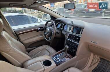 Позашляховик / Кросовер Audi Q7 2007 в 