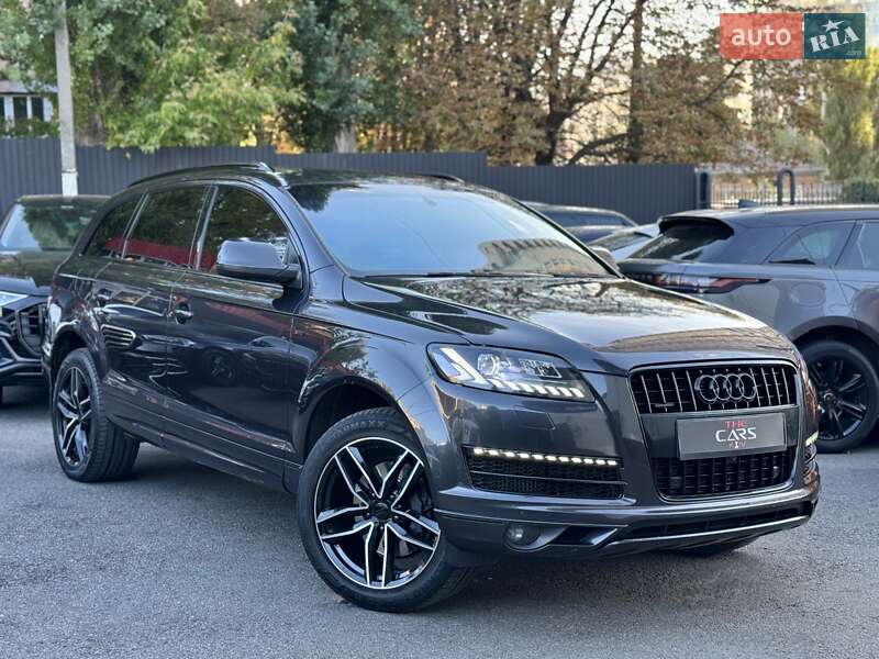 Внедорожник / Кроссовер Audi Q7 2013 в Киеве