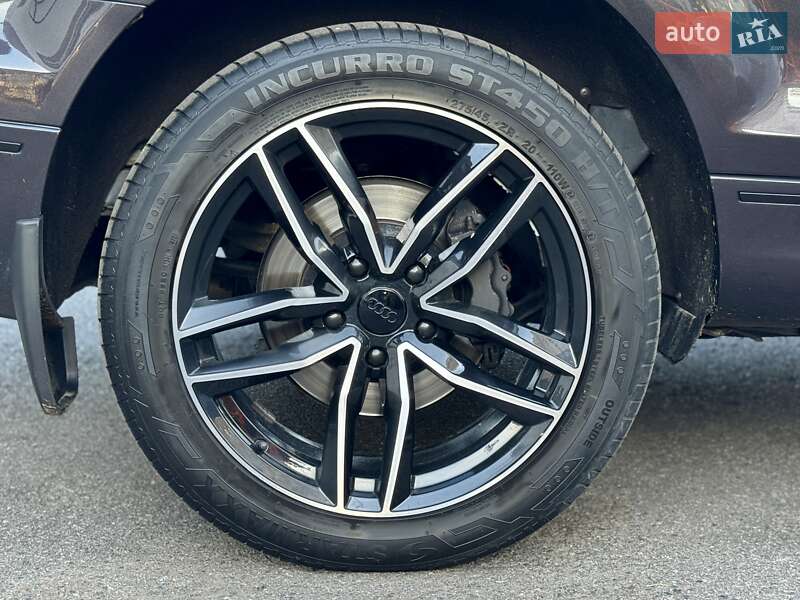 Внедорожник / Кроссовер Audi Q7 2013 в Киеве