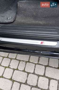 Позашляховик / Кросовер Audi Q7 2012 в 