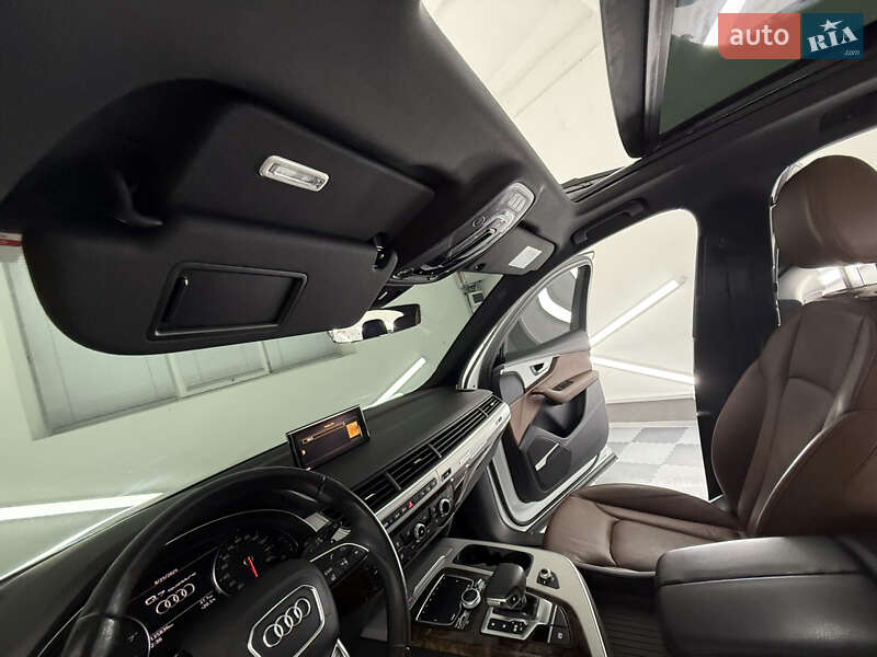 Позашляховик / Кросовер Audi Q7 2018 в Трускавці