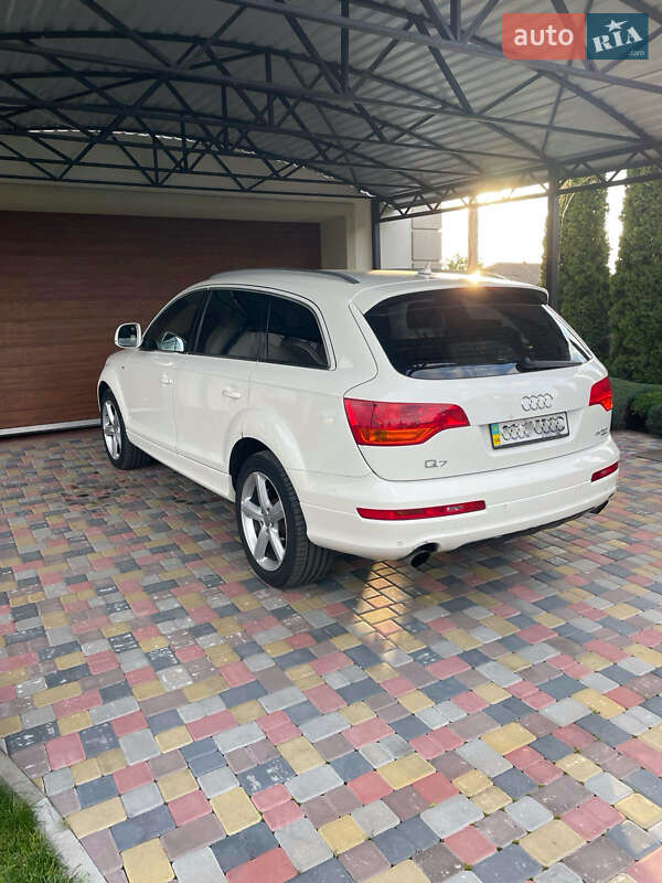 Внедорожник / Кроссовер Audi Q7 2008 в Корсуне-Шевченковском