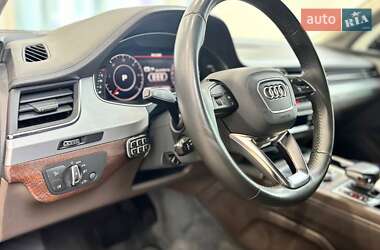 Внедорожник / Кроссовер Audi Q7 2019 в 