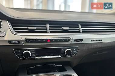 Внедорожник / Кроссовер Audi Q7 2019 в 