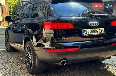 Внедорожник / Кроссовер Audi Q7 2009 в 