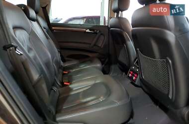 Внедорожник / Кроссовер Audi Q7 2013 в 