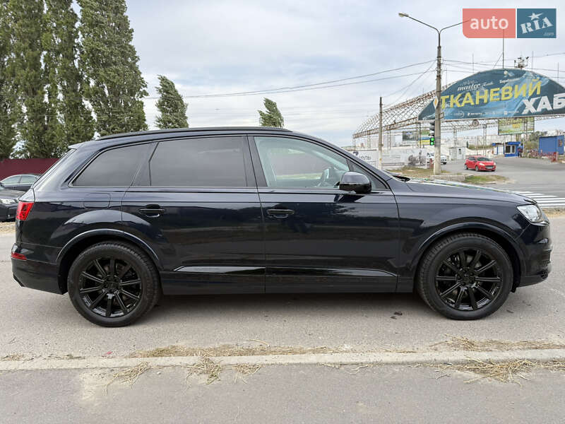 Позашляховик / Кросовер Audi Q7 2016 в Харкові