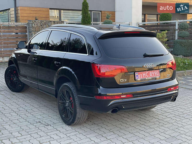 Позашляховик / Кросовер Audi Q7 2014 в Стрию