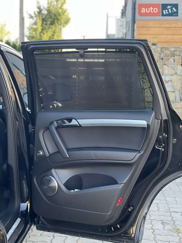 Позашляховик / Кросовер Audi Q7 2014 в Стрию