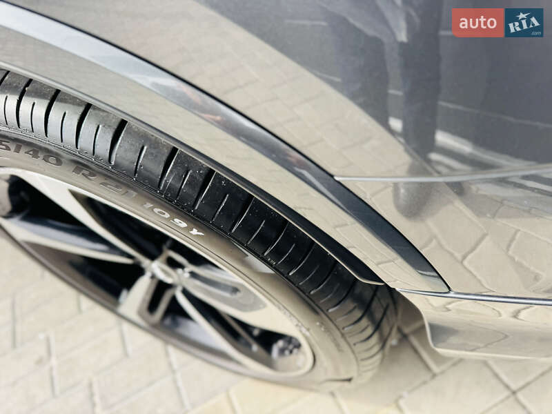 Позашляховик / Кросовер Audi Q7 2020 в Мукачевому