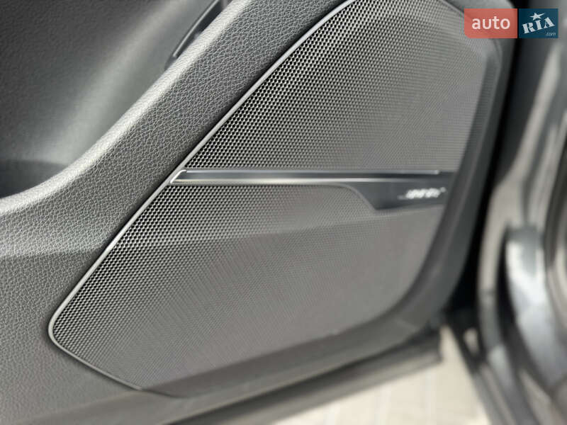 Позашляховик / Кросовер Audi Q7 2020 в Мукачевому