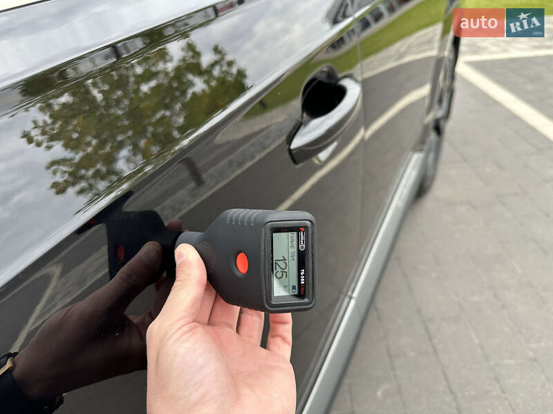 Внедорожник / Кроссовер Audi Q7 2015 в Мукачево