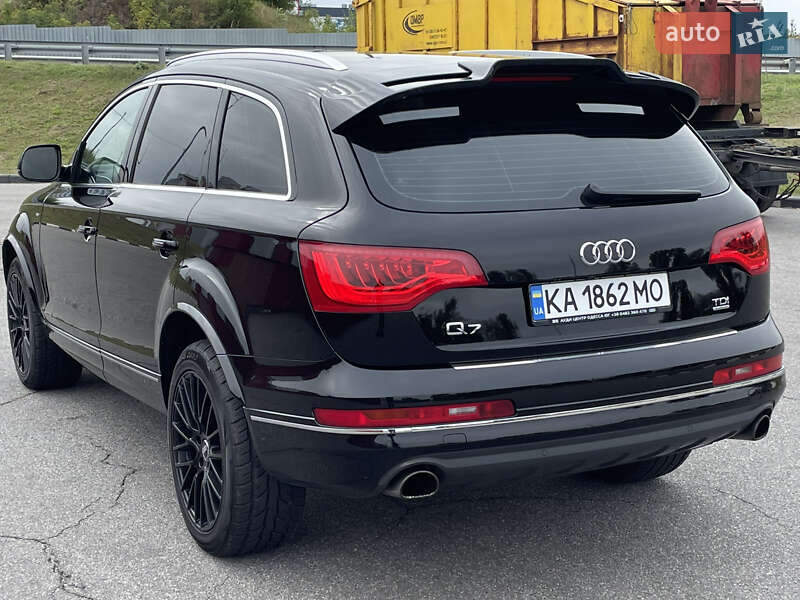 Внедорожник / Кроссовер Audi Q7 2014 в Киеве
