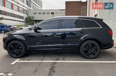 Внедорожник / Кроссовер Audi Q7 2011 в 