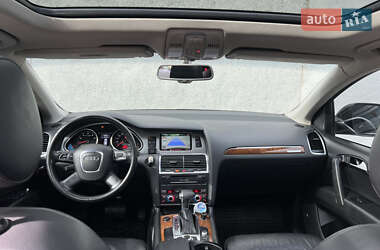 Внедорожник / Кроссовер Audi Q7 2011 в 