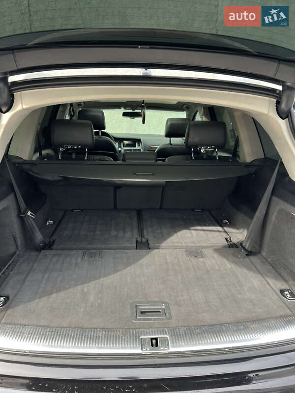 Позашляховик / Кросовер Audi Q7 2011 в Рівному
