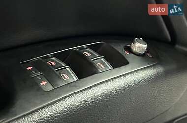 Внедорожник / Кроссовер Audi Q7 2015 в 