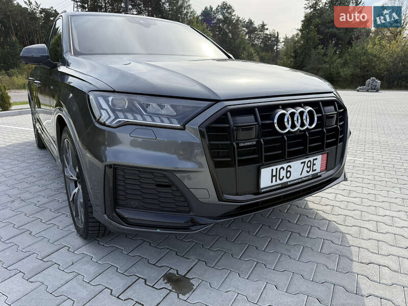 Позашляховик / Кросовер Audi Q7 2021 в Ковелі