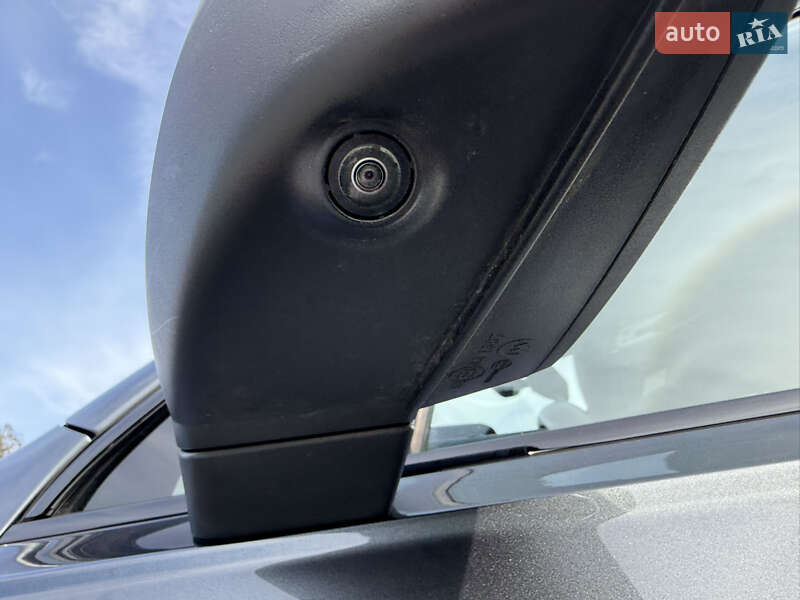 Позашляховик / Кросовер Audi Q7 2021 в Ковелі