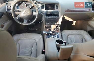 Внедорожник / Кроссовер Audi Q7 2013 в 