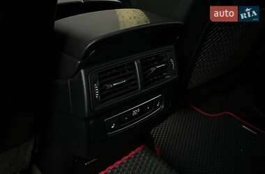 Внедорожник / Кроссовер Audi Q7 2016 в 