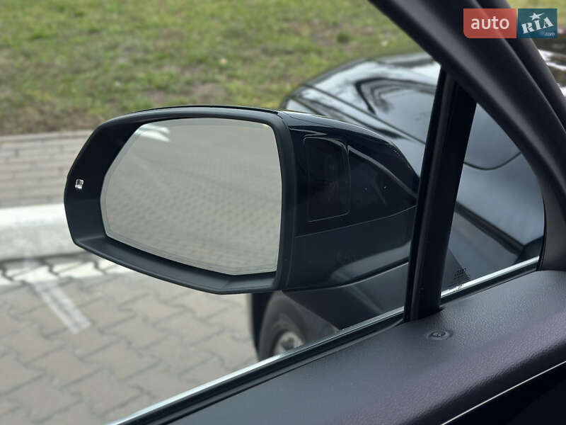 Позашляховик / Кросовер Audi Q7 2016 в Києві