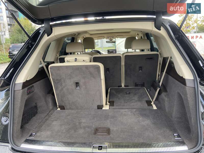 Позашляховик / Кросовер Audi Q7 2019 в Львові