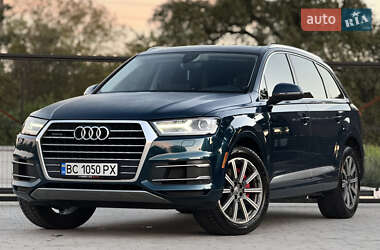 Внедорожник / Кроссовер Audi Q7 2018 в 