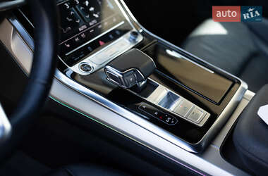 Позашляховик / Кросовер Audi Q7 2022 в 