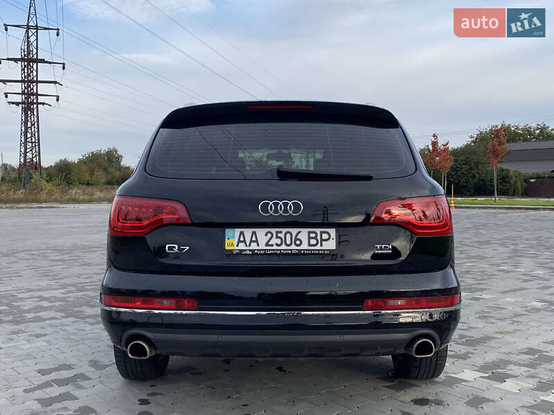 Позашляховик / Кросовер Audi Q7 2013 в Ірпені
