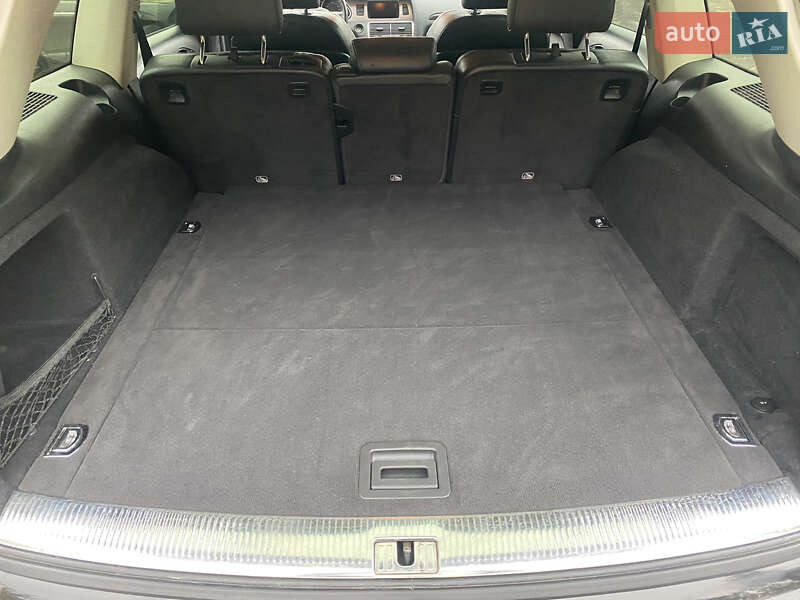 Позашляховик / Кросовер Audi Q7 2013 в Ірпені