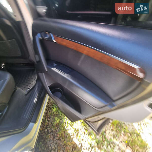 Позашляховик / Кросовер Audi Q7 2012 в Рожнятові