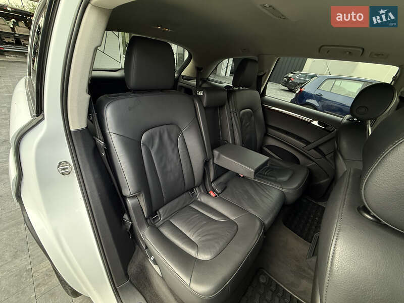 Внедорожник / Кроссовер Audi Q7 2012 в Ровно