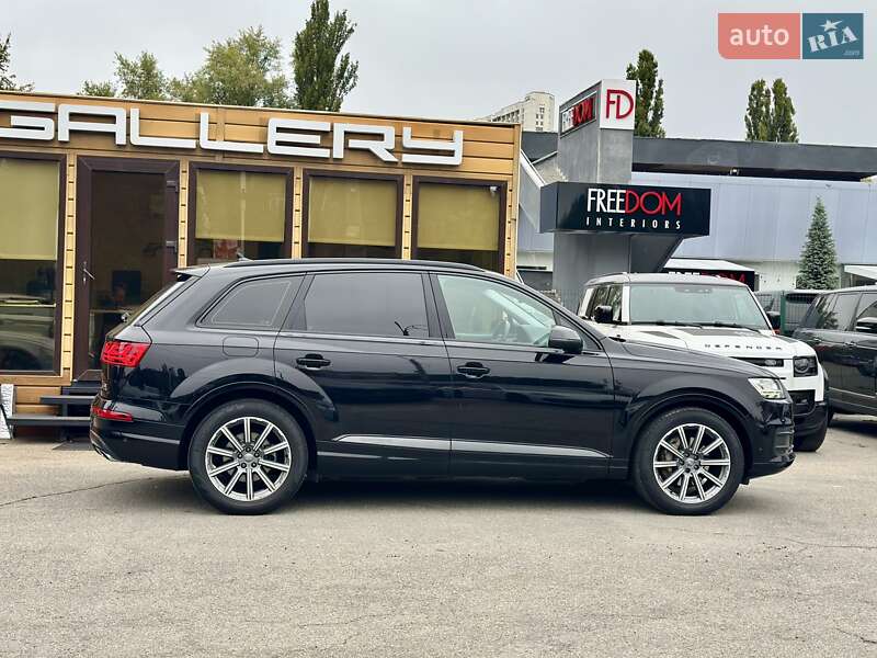 Внедорожник / Кроссовер Audi Q7 2018 в Киеве фото 14 Внедорожник / Кроссовер Audi Q7 2018 в Киеве