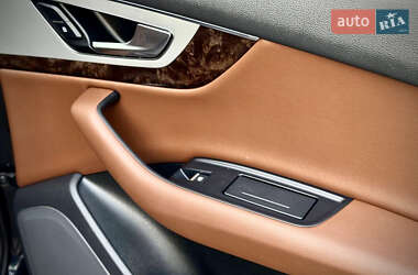 Внедорожник / Кроссовер Audi Q7 2018 в 