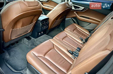 Внедорожник / Кроссовер Audi Q7 2018 в 