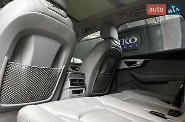 Внедорожник / Кроссовер Audi Q7 2018 в 