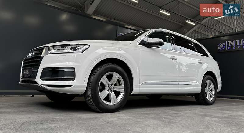 Позашляховик / Кросовер Audi Q7 2018 в Києві