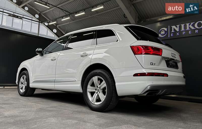 Позашляховик / Кросовер Audi Q7 2018 в Києві