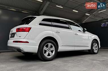Внедорожник / Кроссовер Audi Q7 2018 в 