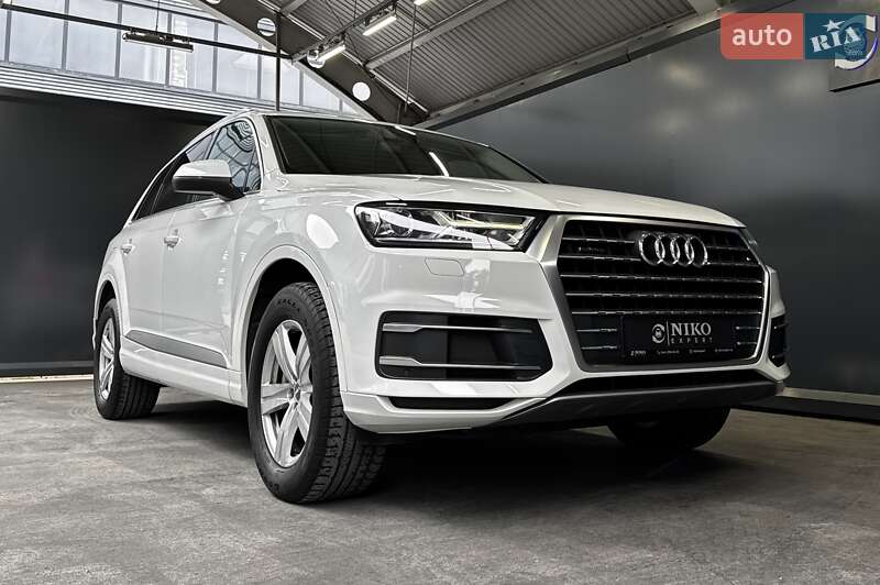 Позашляховик / Кросовер Audi Q7 2018 в Києві