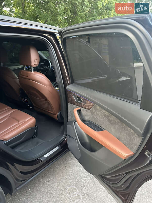 Позашляховик / Кросовер Audi Q7 2020 в Львові