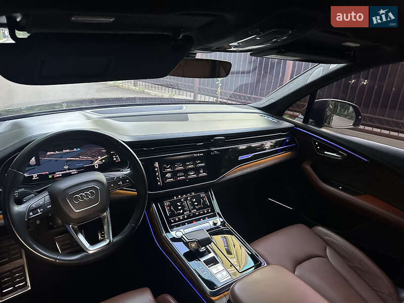 Позашляховик / Кросовер Audi Q7 2020 в Львові