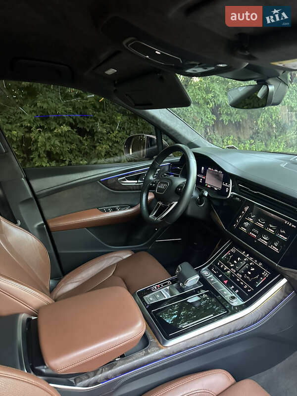 Позашляховик / Кросовер Audi Q7 2020 в Львові