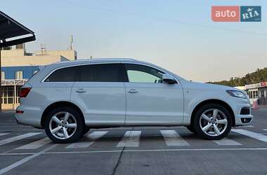 Позашляховик / Кросовер Audi Q7 2013 в 