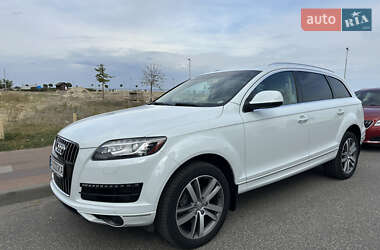 Внедорожник / Кроссовер Audi Q7 2013 в 