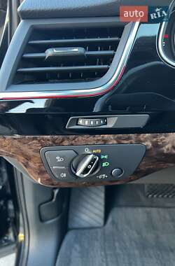 Позашляховик / Кросовер Audi Q7 2016 в 